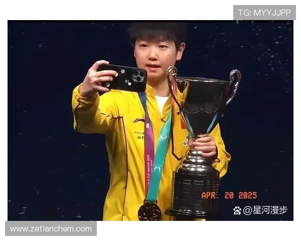 中国小将爆冷击败世界前十掀起新一轮网坛青春风暴