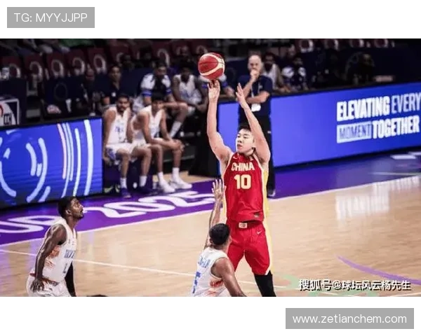 中国男篮新星崭露头角，带领球队逆袭亚洲杯晋级四强