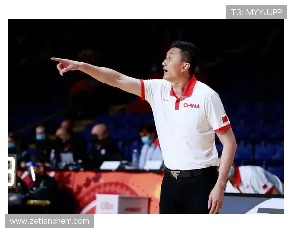 中国男篮力克菲律宾晋级亚洲杯四强 杜锋谈战术调整与球员表现