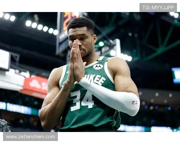 NBA雄鹿重塑王朝之路字母哥领衔冲击总冠军赛季前景解析 NBA雄鹿重塑王朝之路字母哥领衔冲击总冠军赛季前景解析